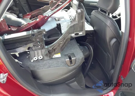 2015 Ford Fusion Se z USA, uszkodzony, nr VIN 3FA6P0HD0FR300228